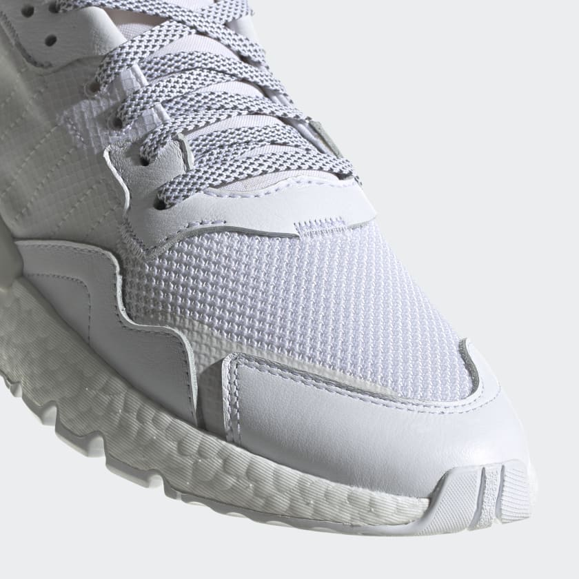 Adidas nite jogger blancas sale