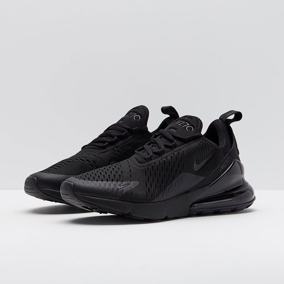 Nike airmax 270 all black hotsell