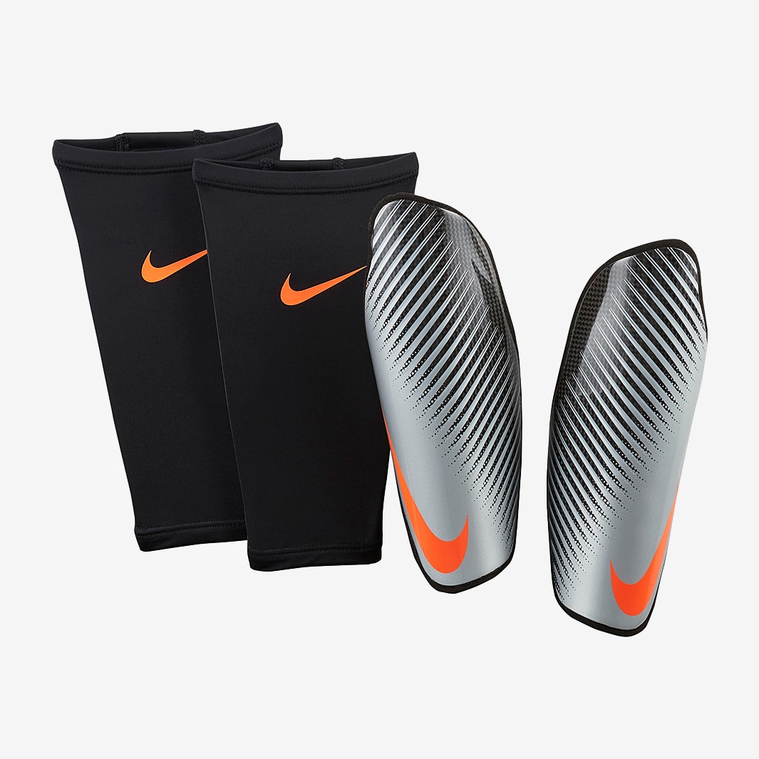 nike protegga guard